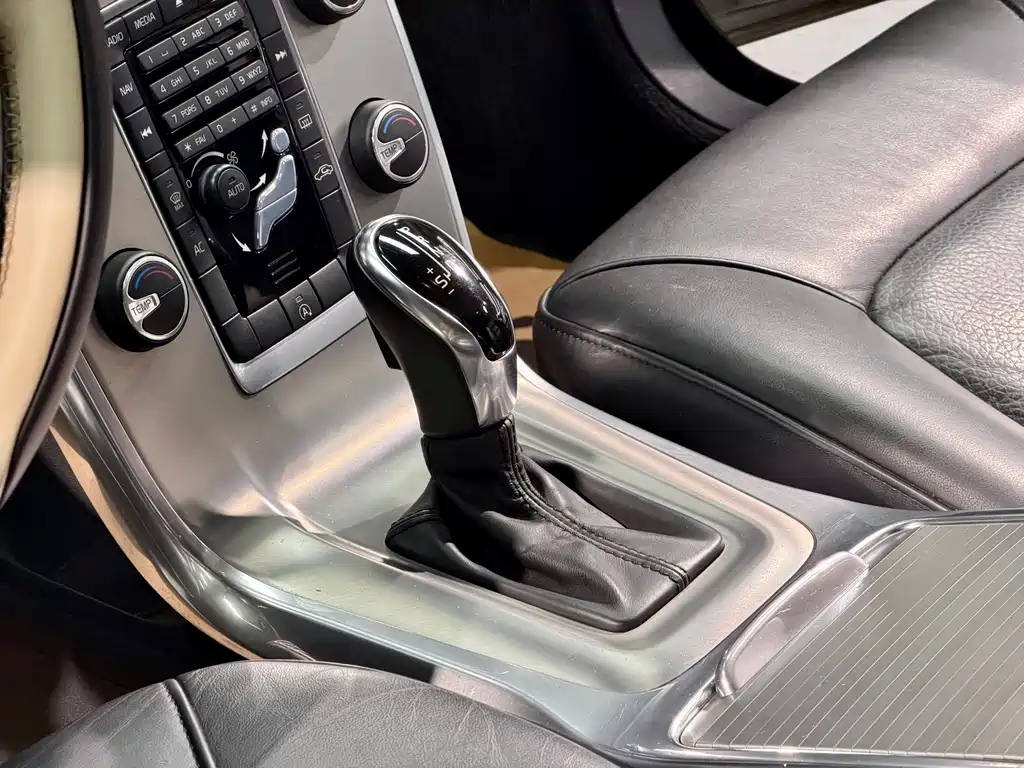Volvo S80L 2014 — фото 11