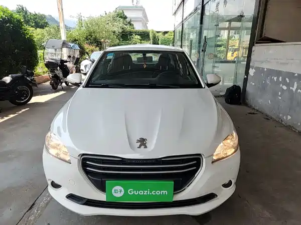 Peugeot 301 2015