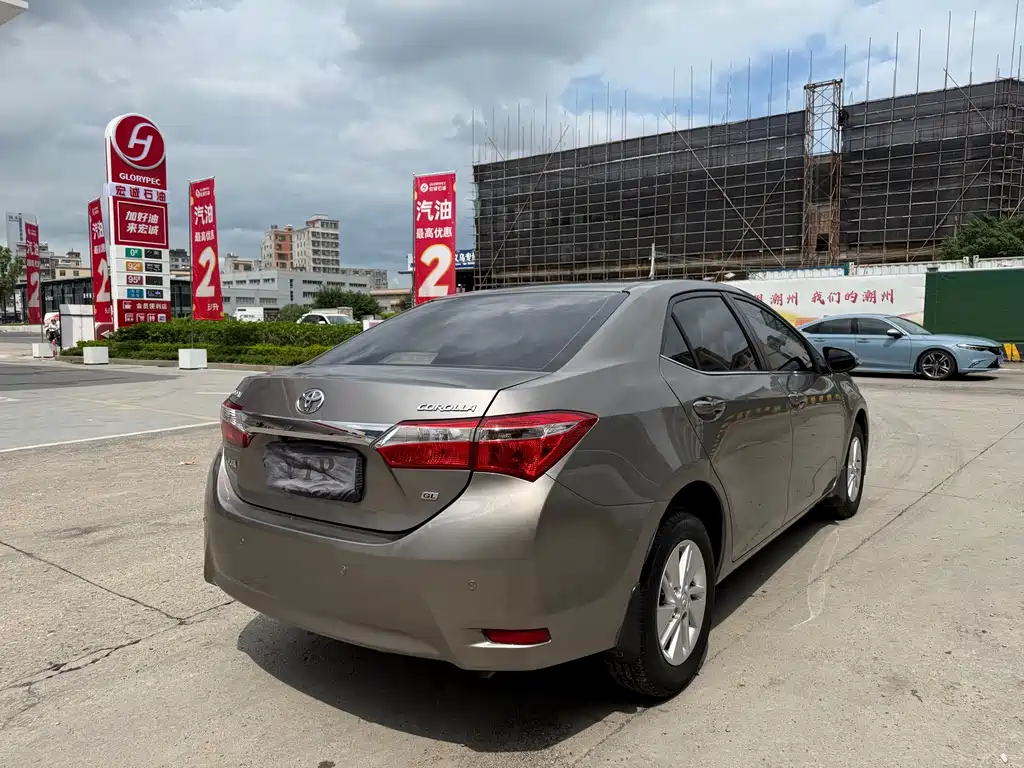 Toyota Corolla 2017 — фото 19