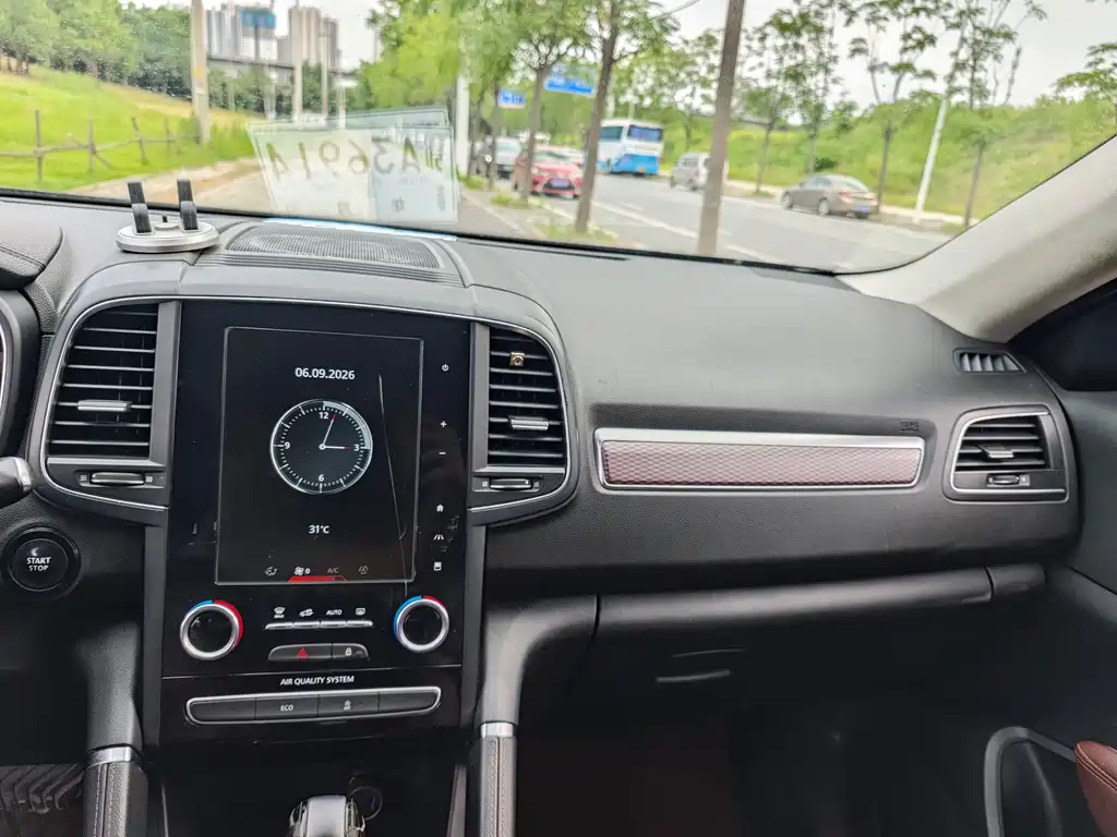 Renault Koleos 2019 — фото 19