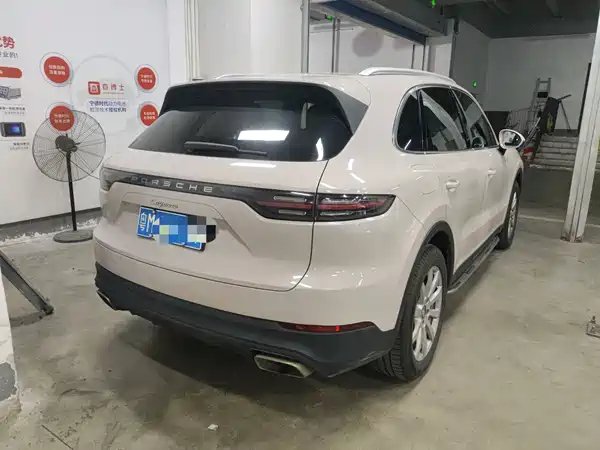 Porsche Cayenne 2019