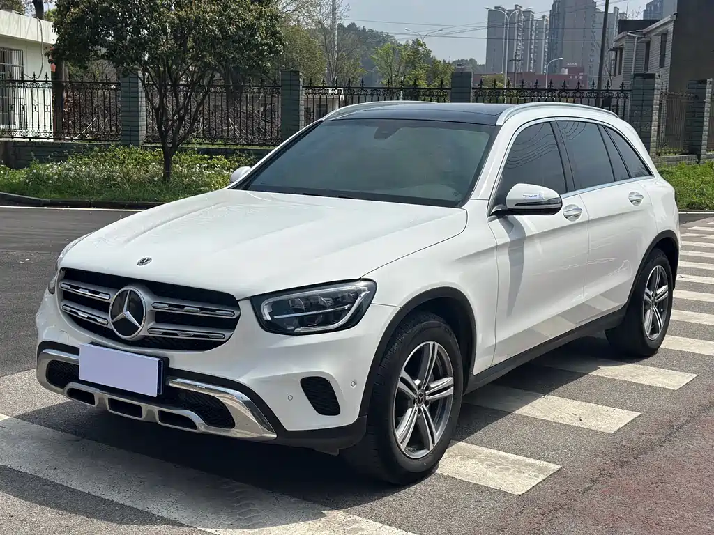 Mercedes-Benz GLC 2021 — фото 1