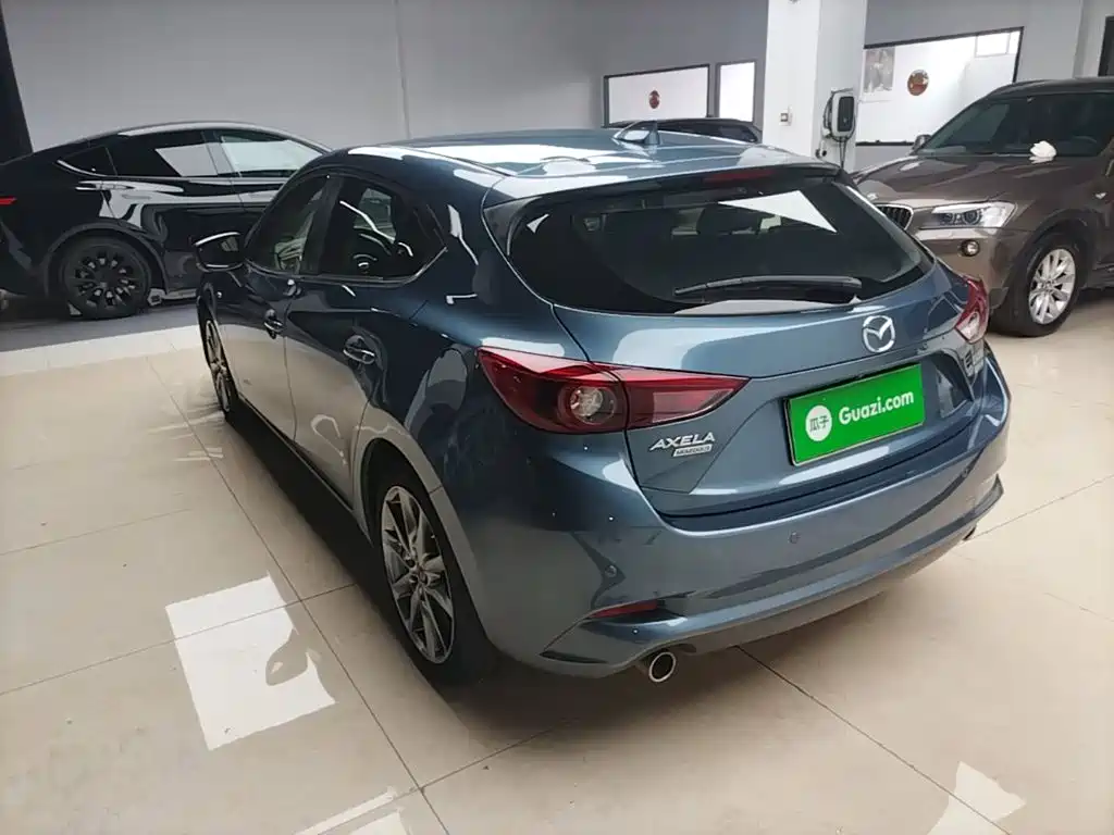 Mazda 3 Axela 2018