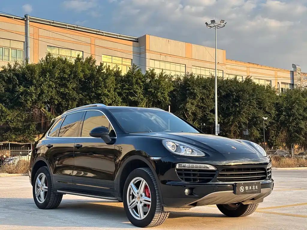 Porsche Cayenne 2011 — фото 6