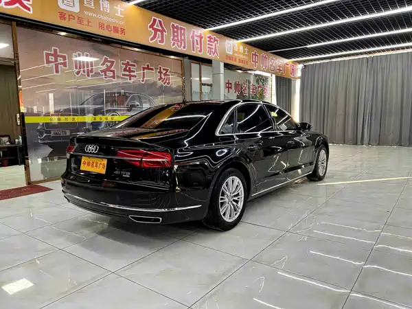 Audi A8 2016