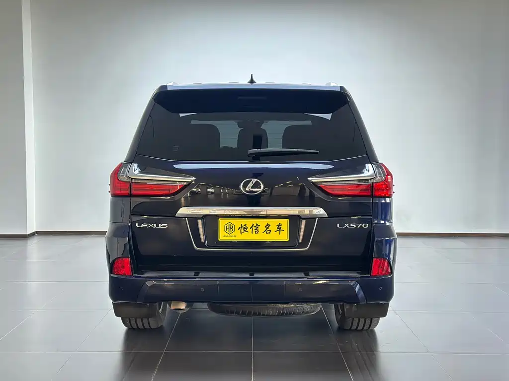Lexus LX 2018 — фото 4
