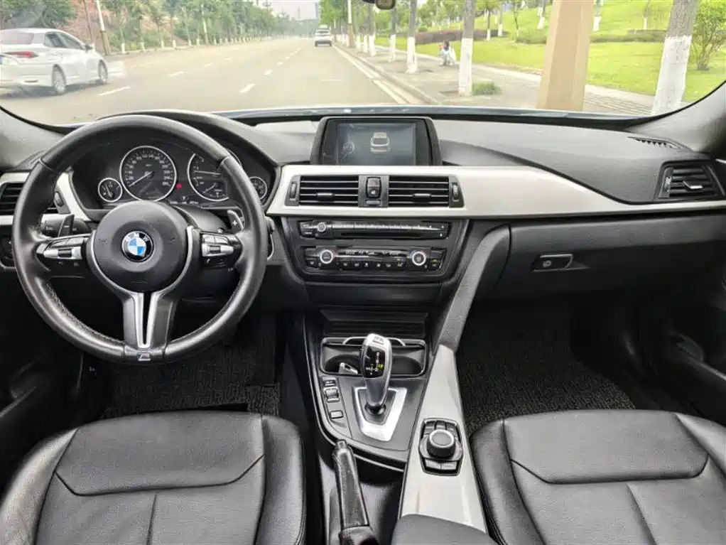 BMW 3 Series GT 2016 — фото 9
