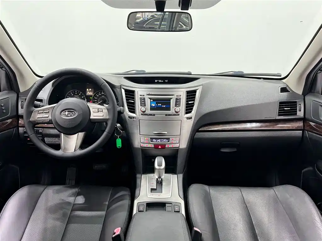 Subaru Outback 2012 — фото 13