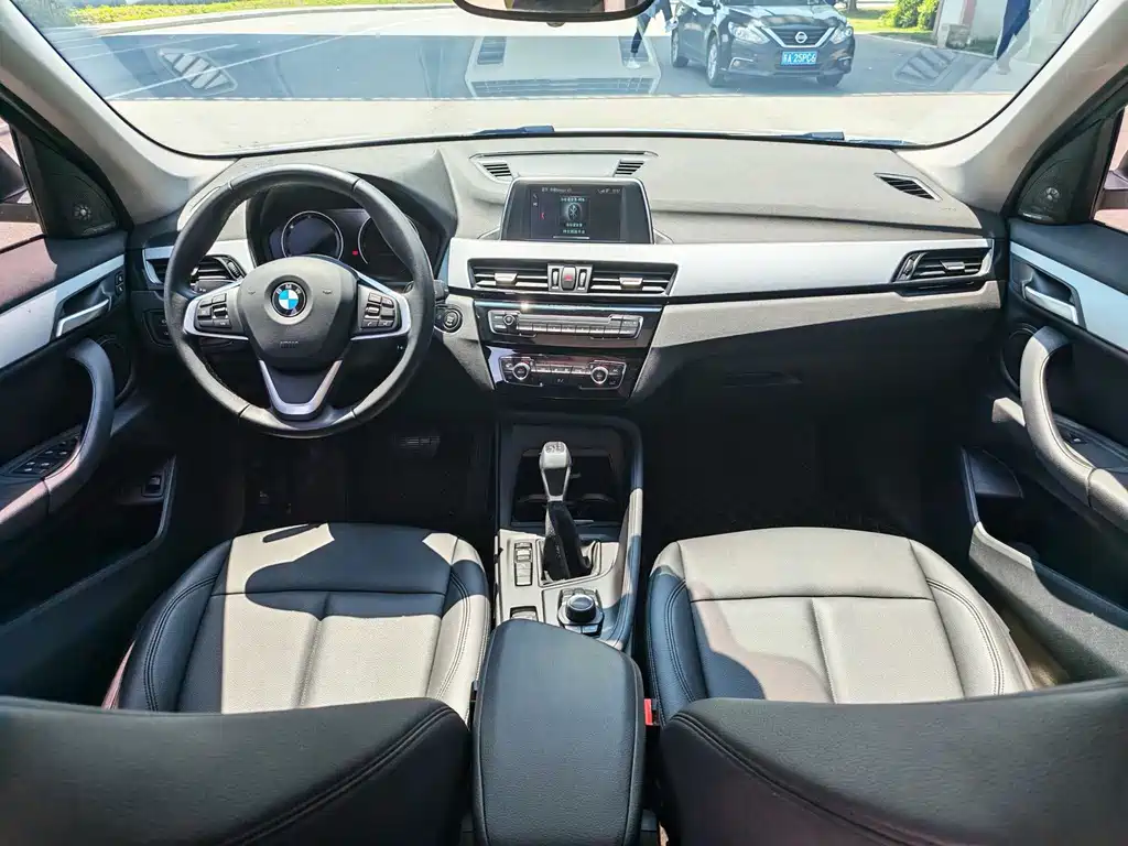BMW X1 2019 — фото 14