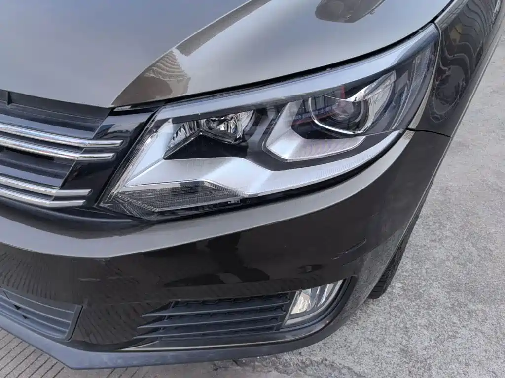 Volkswagen Tiguan 2019 — фото 24