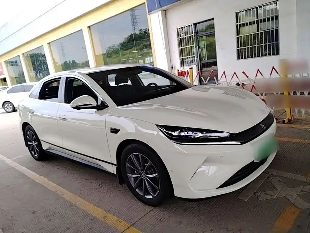 BYD Qin L 2025 — фото 4