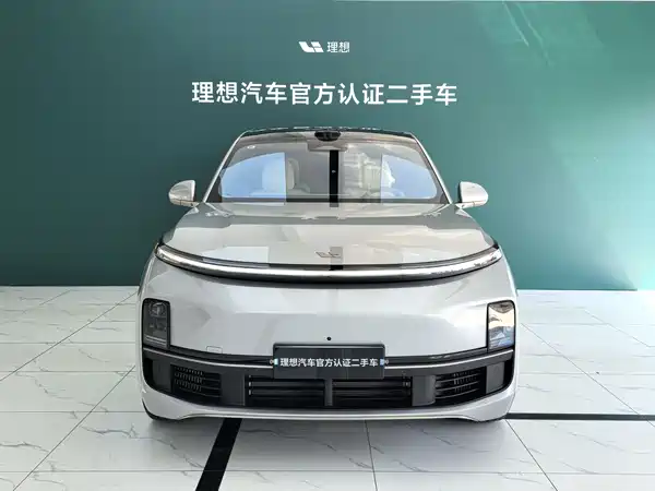 Li Auto L9 2025