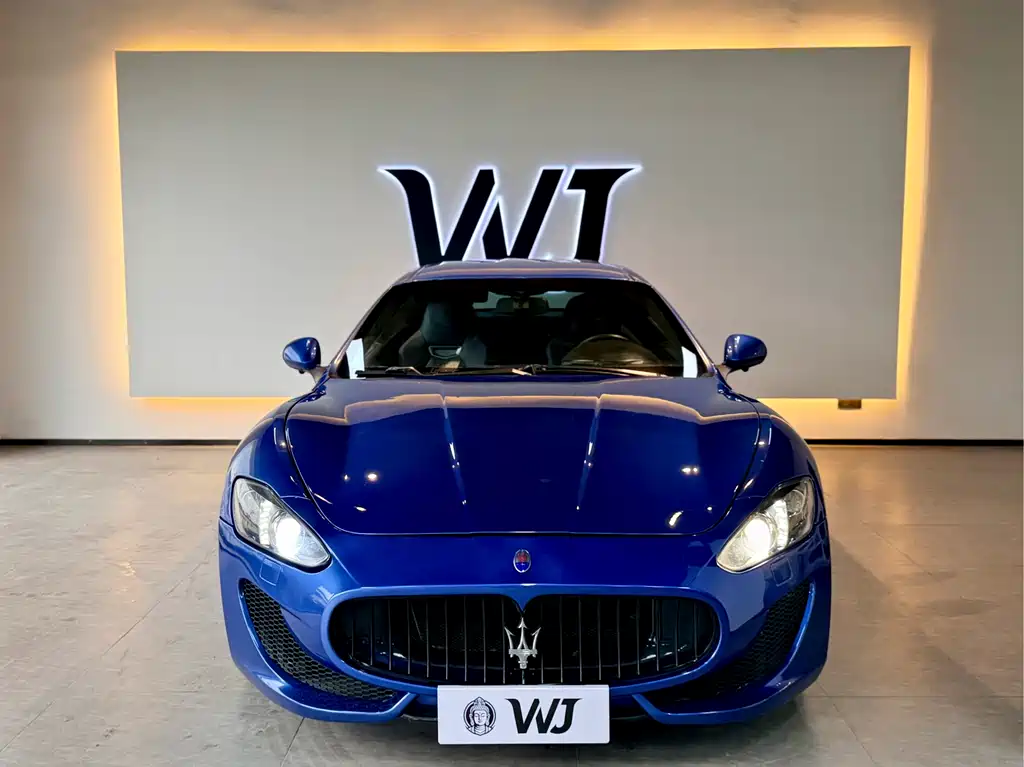 Maserati Granturismo 2013 — фото 2