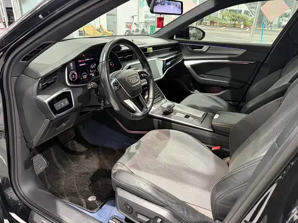 Audi A6L 2020