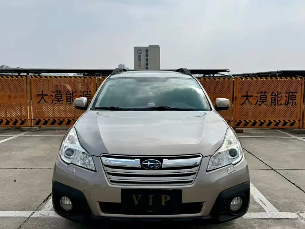 Subaru Outback 2013 — фото 2