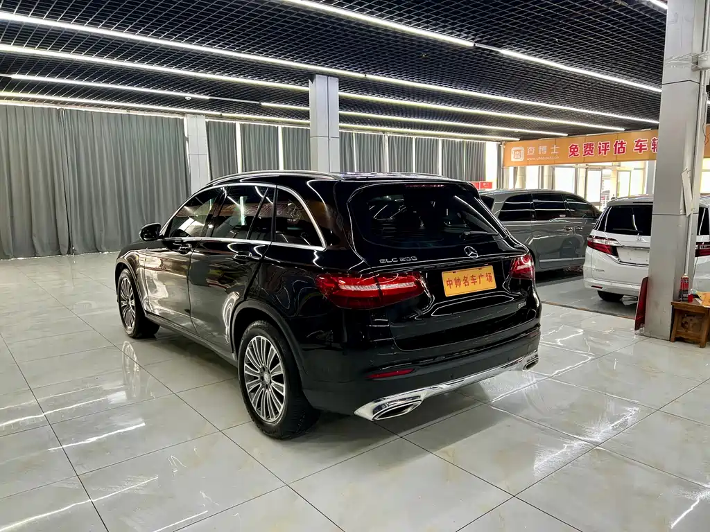 Mercedes-Benz GLC 2017 — фото 4