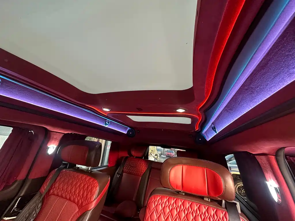 Mercedes-Benz V-Class 2020 — фото 9