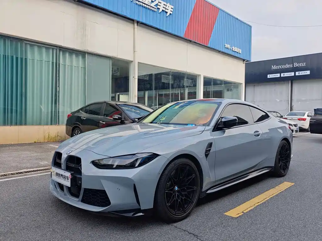 BMW M4 2025 — фото 1
