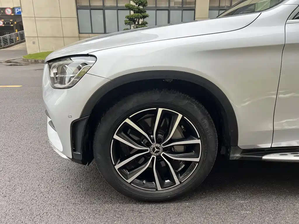 Mercedes-Benz GLC 2020 — фото 10
