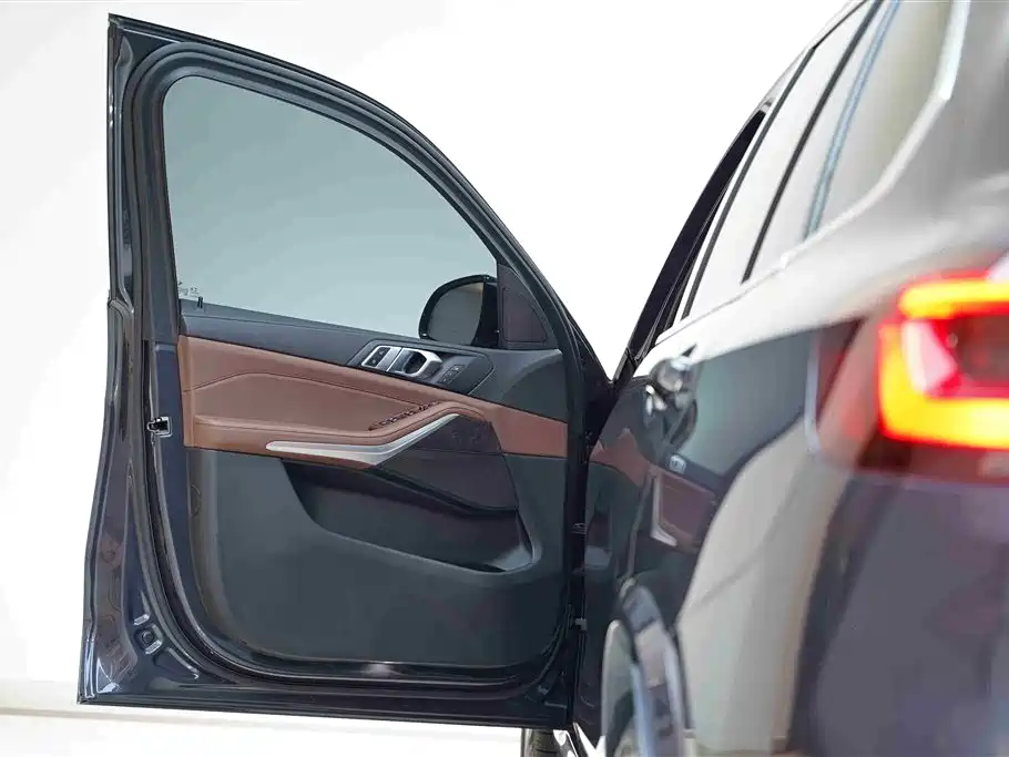 BMW X5 2021 — фото 10