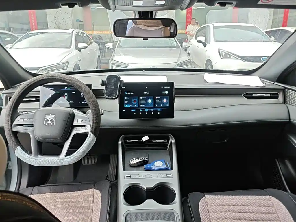 BYD Qin PLUS 2026 — фото 10
