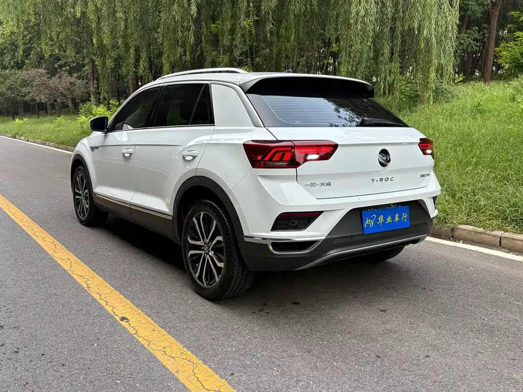 Volkswagen T-Roc 2021 — фото 15