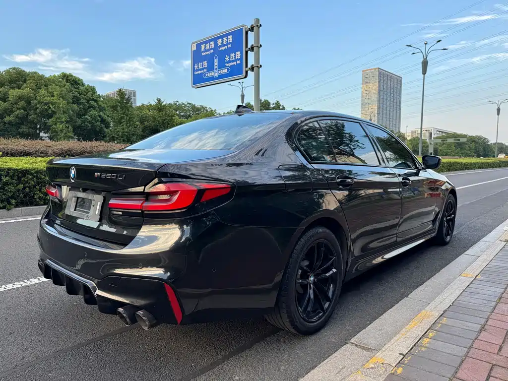 BMW 5 Series 2019