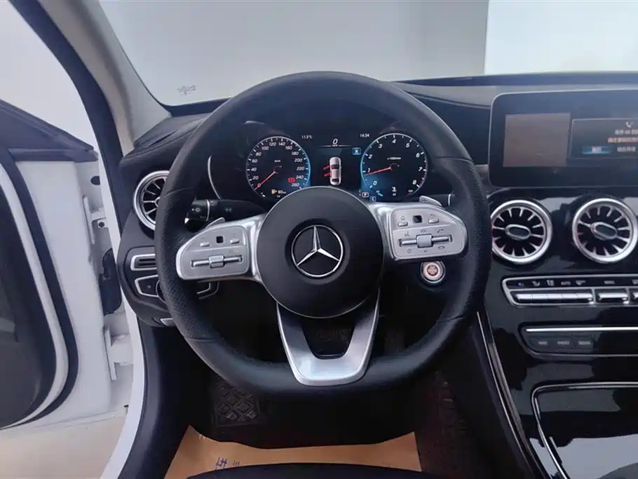 Mercedes-Benz C-Class 2021 — фото 14
