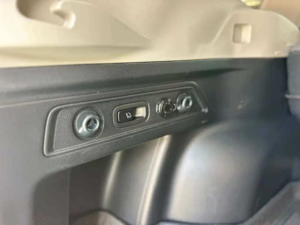 Subaru Forester 2020 — фото 31