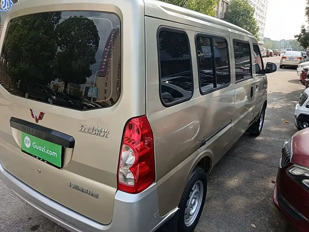 Wuling Rongguang 2014 — фото 7