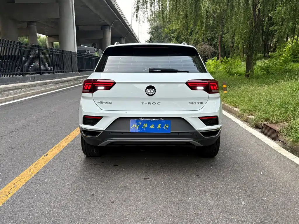 Volkswagen T-Roc 2021 — фото 16