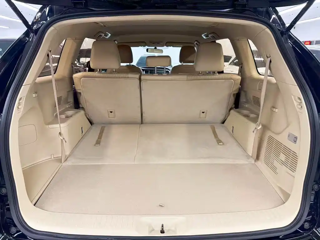 Toyota Highlander 2016 — фото 22