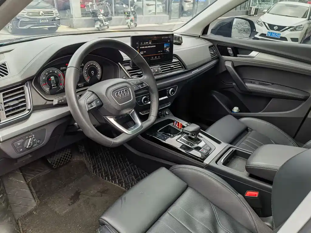 Audi Q5L 2025