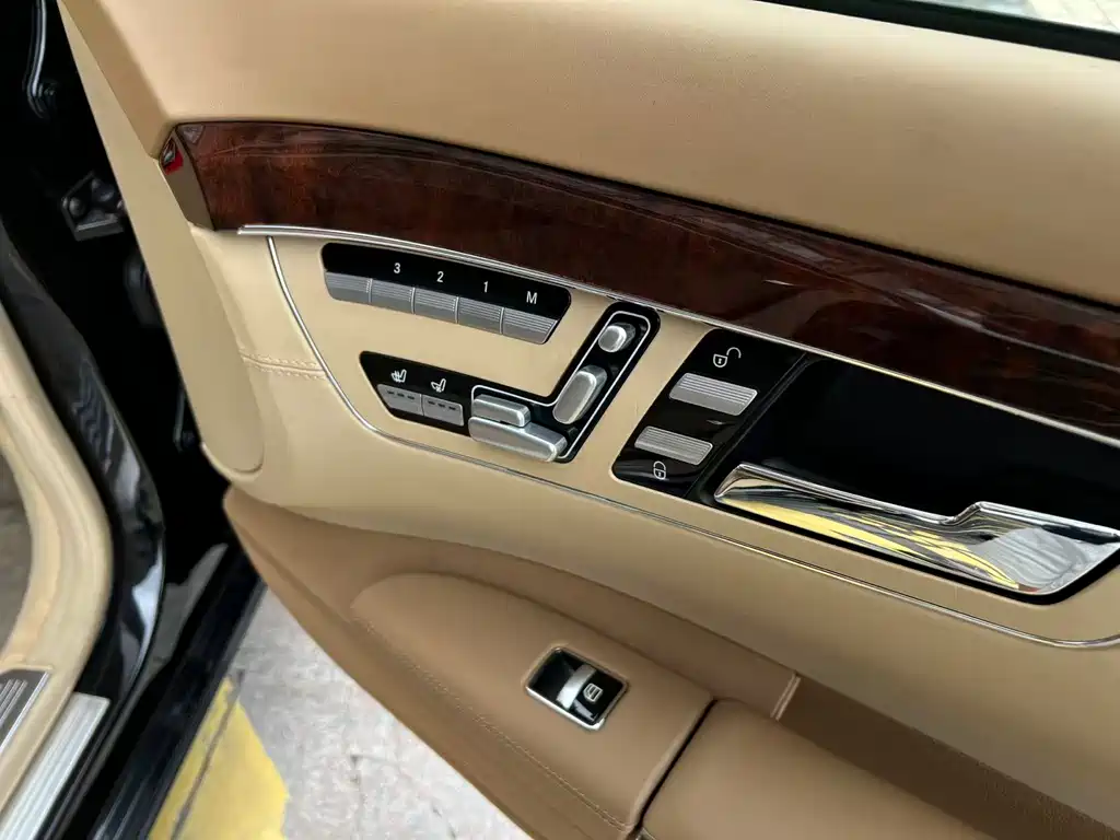 Mercedes-Benz S-Class 2008 — фото 13