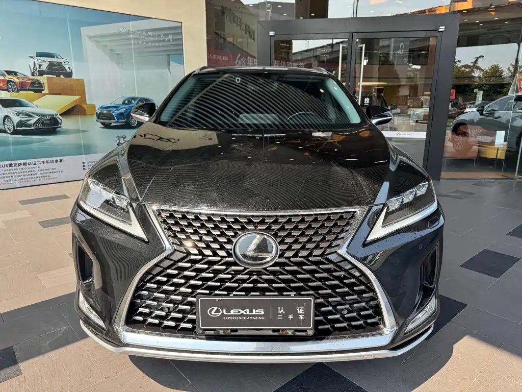 Lexus RX 2021