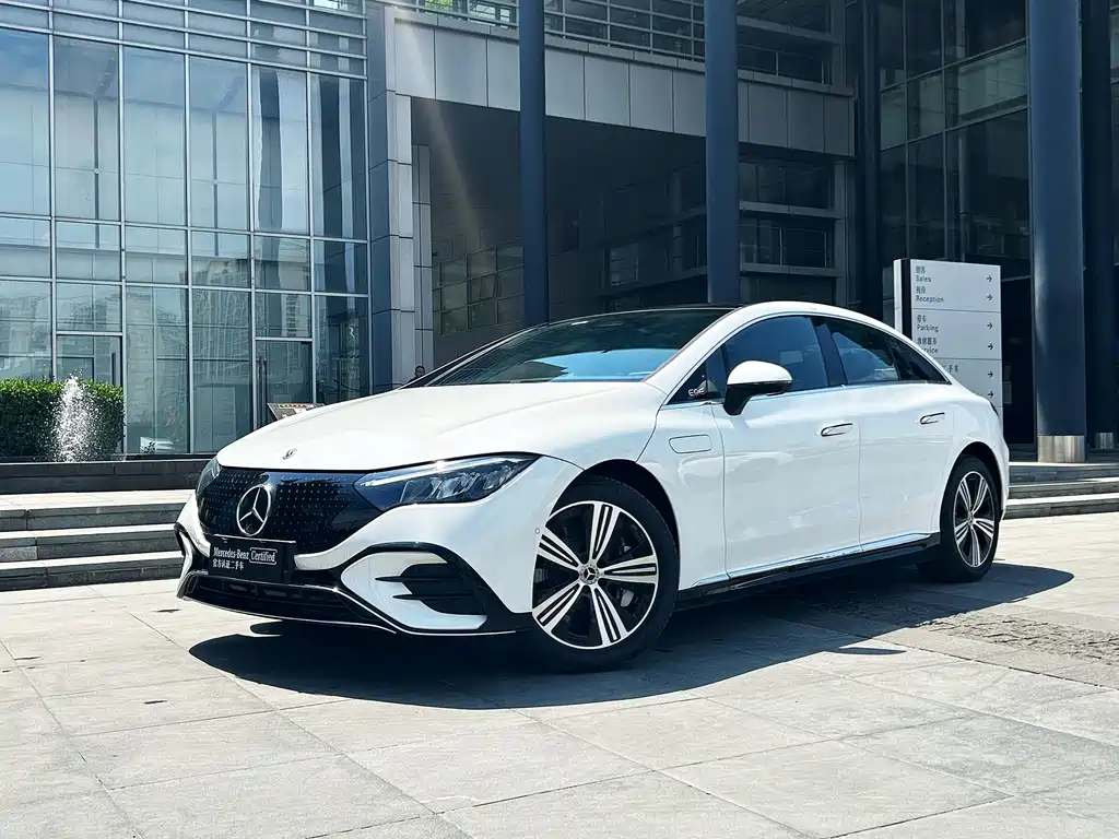 Mercedes-Benz EQE 2025