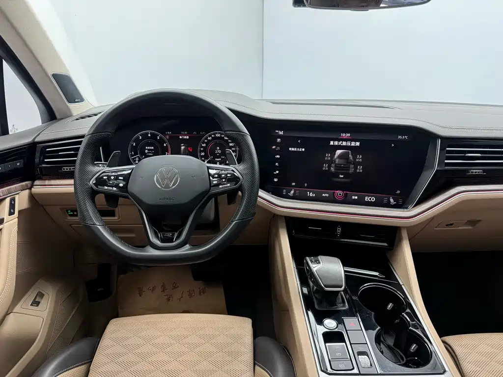 Volkswagen Touareg 2019 — фото 16