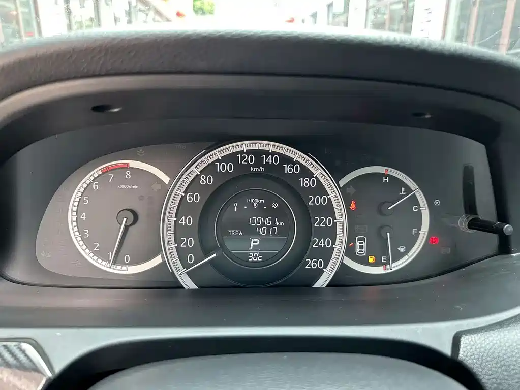 Honda Accord 2014 — фото 13