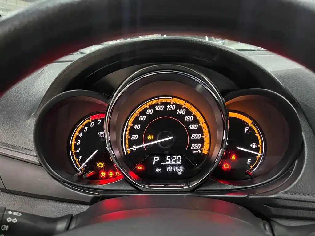 Toyota Yaris L 2023