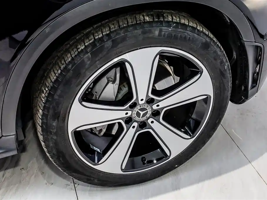 Mercedes-Benz GLC 2023 — фото 26
