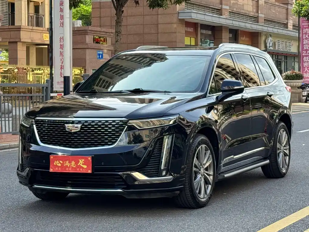 Cadillac XT6 2020 — фото 1