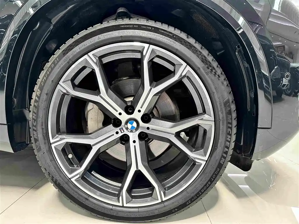 BMW X5 2025