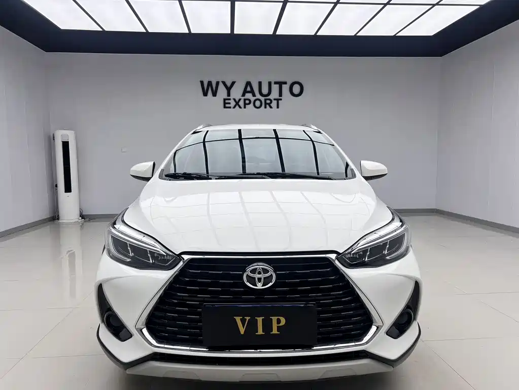 Toyota Yaris L 2022