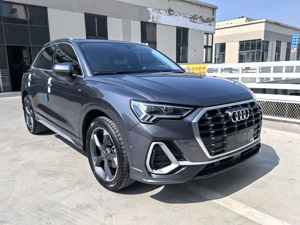 Audi Q3 2022