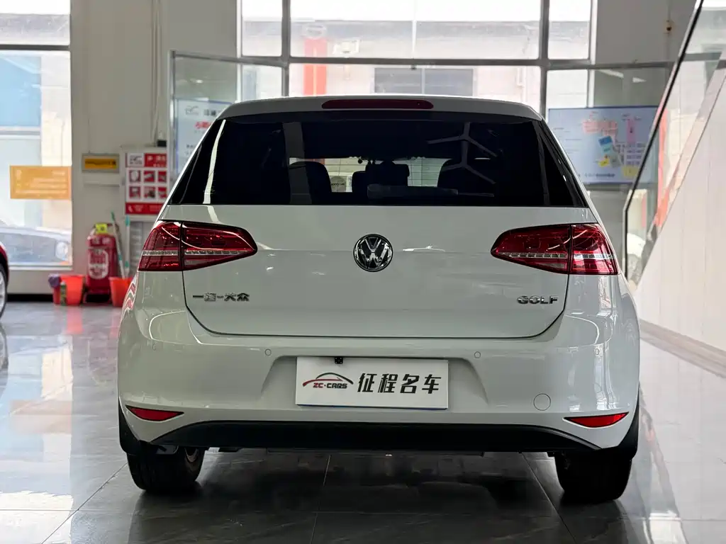 Volkswagen Golf 2016