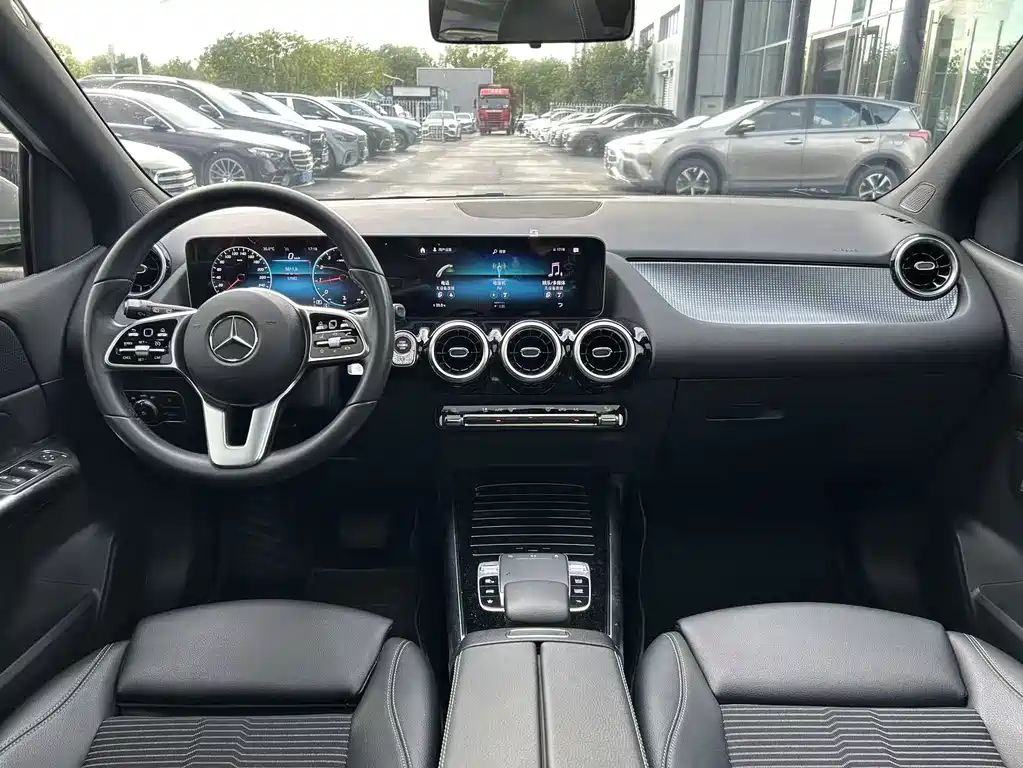 Mercedes-Benz B-Class 2020 — фото 16