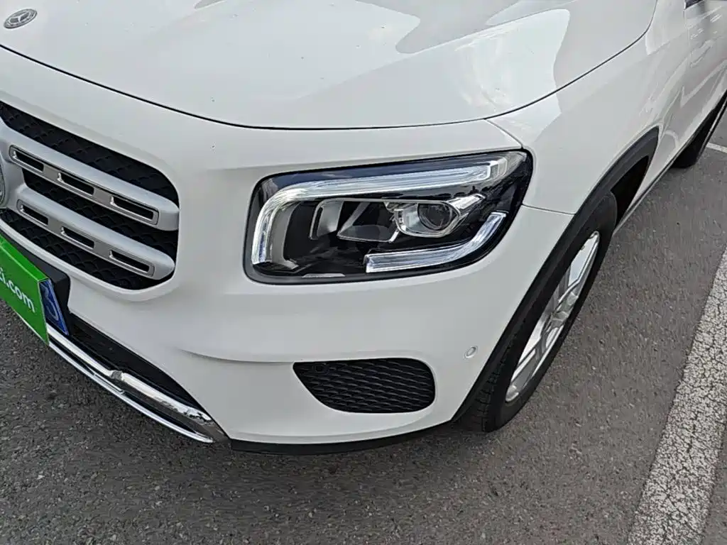 Mercedes-Benz GLB 2020 — фото 24