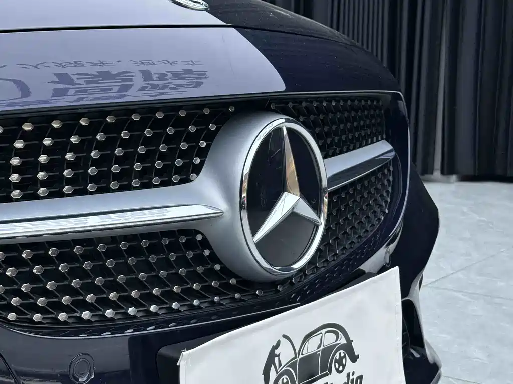 Mercedes-Benz C-Class 2019