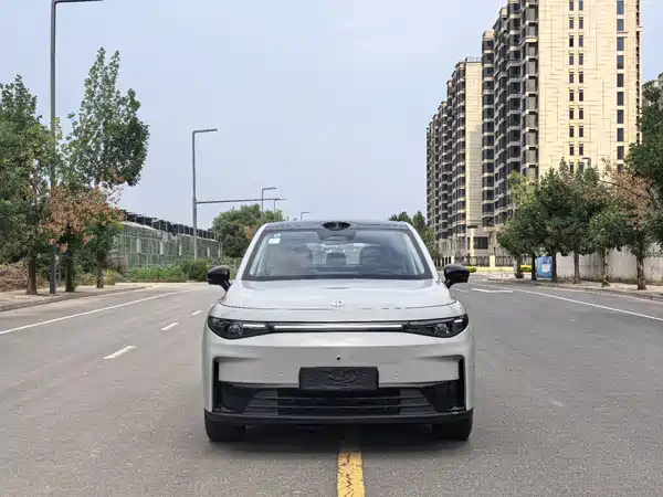 Leapmotor C10 2025