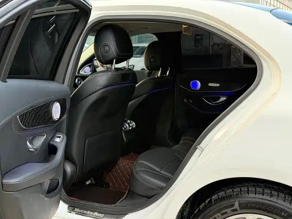Mercedes-Benz C-Class 2018